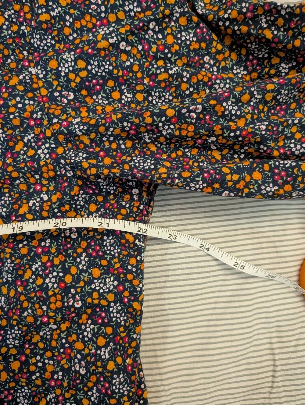 Men's Long-Sleeve Floral Button-Down Shirt - Multicolor